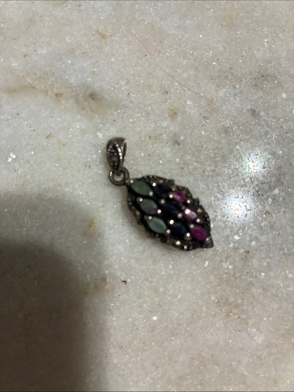 Jewelry bundle - Picture 14 of 17